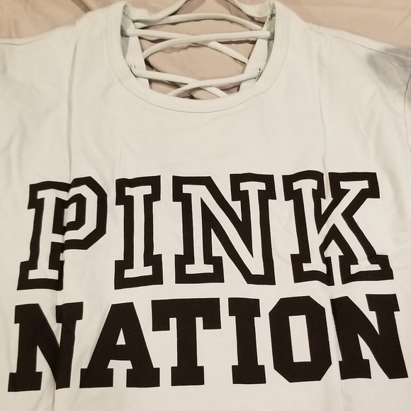 VS Pink Tee Size XS - Picture 3 of 5